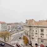 Skyline Living - Penthouse With Terrace And Parking