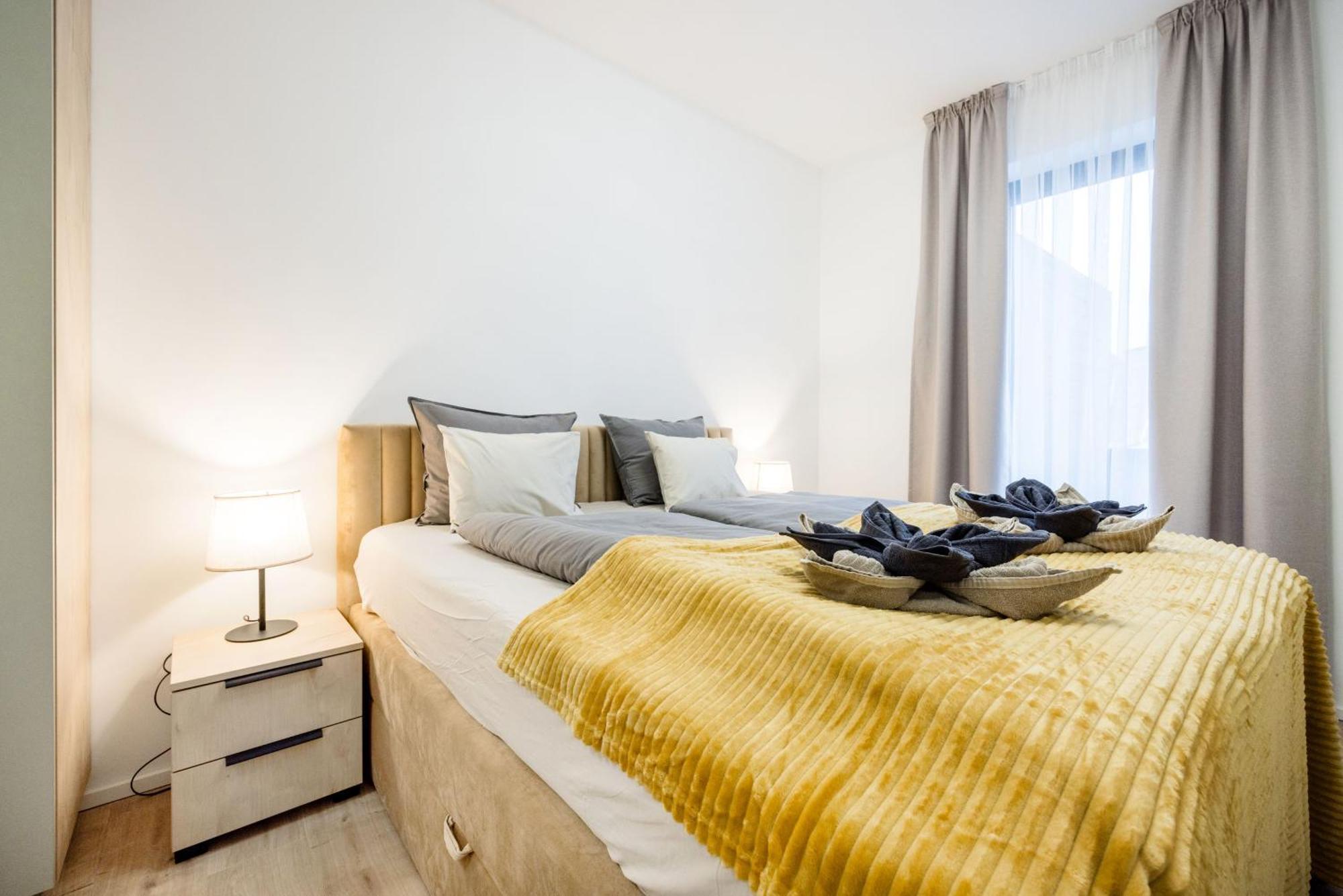 Skyline Living - Penthouse With Terrace And Parking